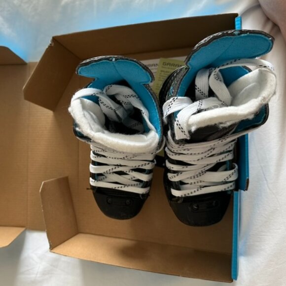 Youth Bauer -XLP Hockey Skates, size 9, Used - Picture 5 of 9
